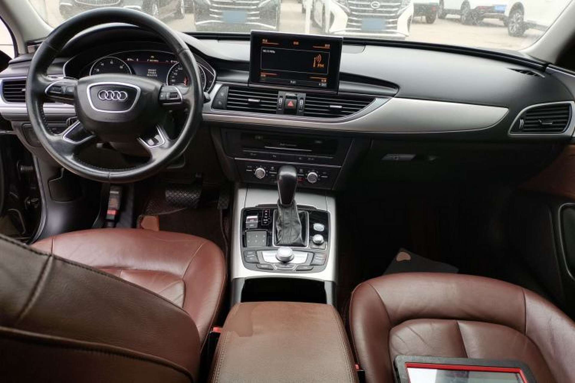 Used Audi A6L 2018 30th Anniversary Edition 35 TFSI Fashion Model Center Console