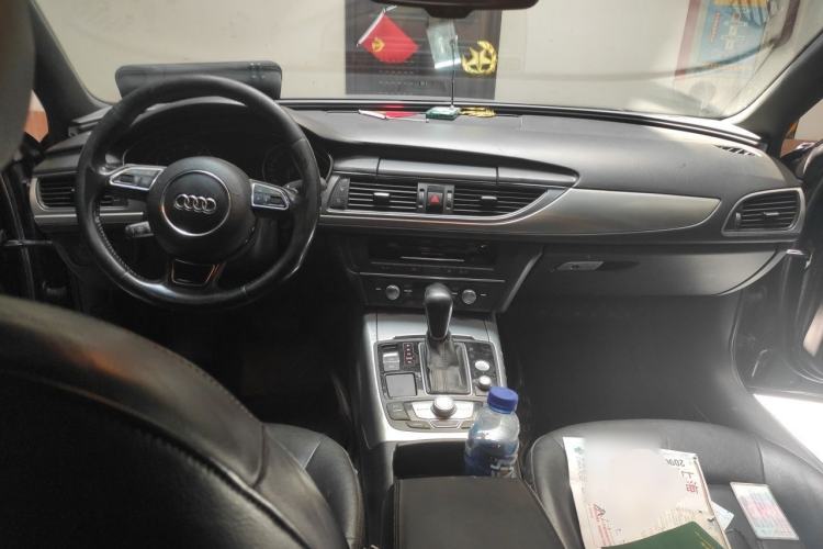 Used Audi A6L 2018 30th Anniversary Edition 35 TFSI Sport Edition Center Console