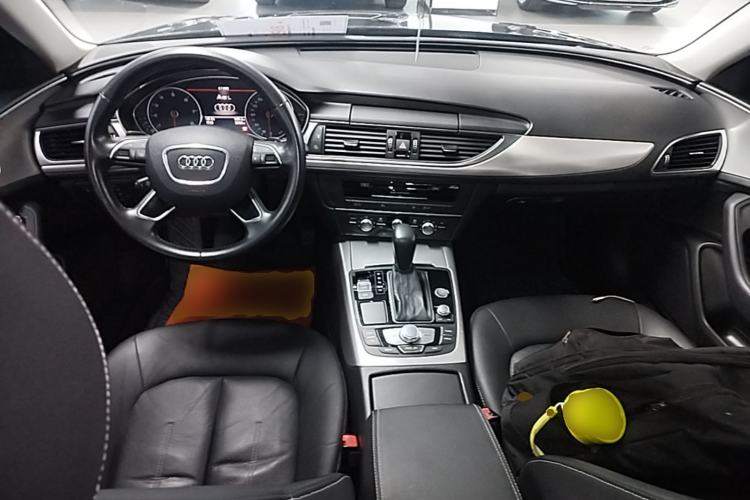 Used Audi A6L 2018 35 TFSI Collector's Edition Center Console