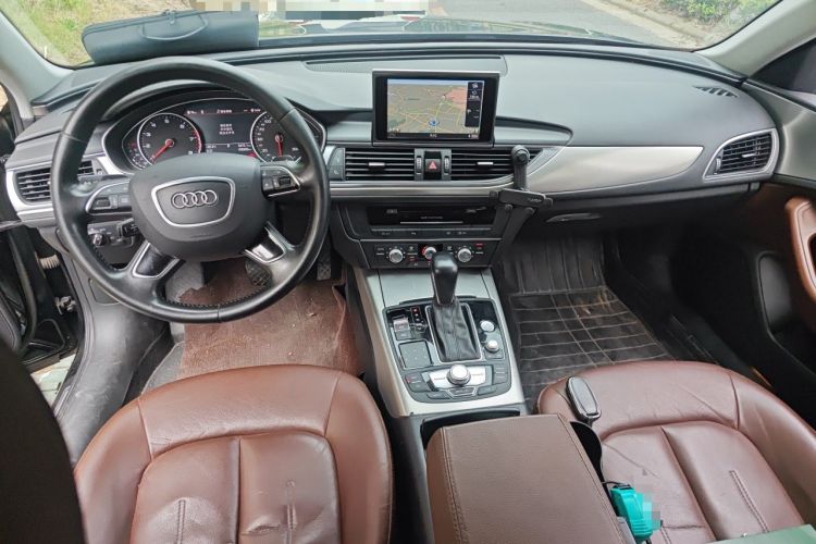 Used Audi A6L 2018 30th Anniversary Edition TFSI Trendy Model Center Console