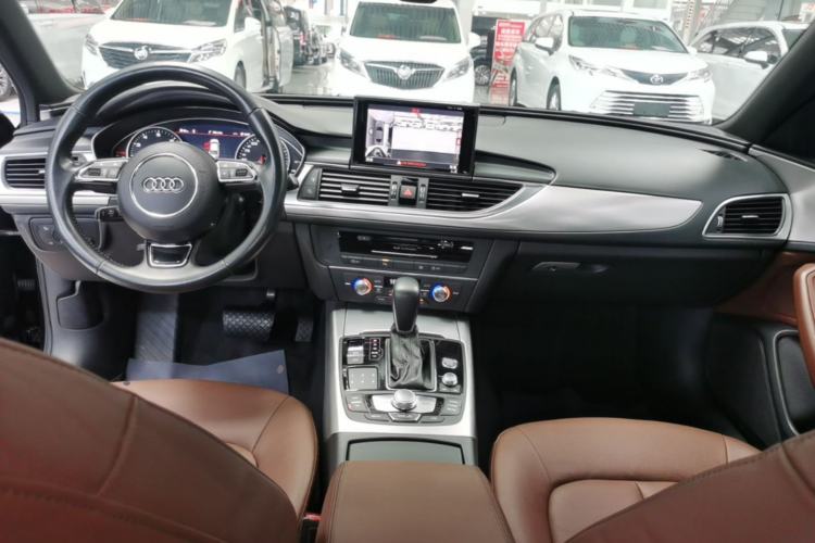 Used Audi A6L 2018 30th Anniversary Edition 35 TFSI Sport Edition Center Console