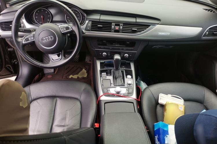 Used Audi A6L 2018 30th Anniversary Edition 45 TFSI quattro Sport model Center Console