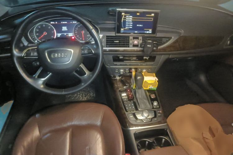 Used Audi A6L 2018 35 TFSI Collector's Edition Center Console