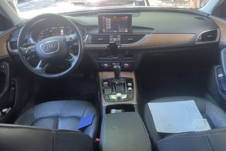 Used Audi A6L 2018 30th Anniversary Edition 30 FSI Style Model Center Console