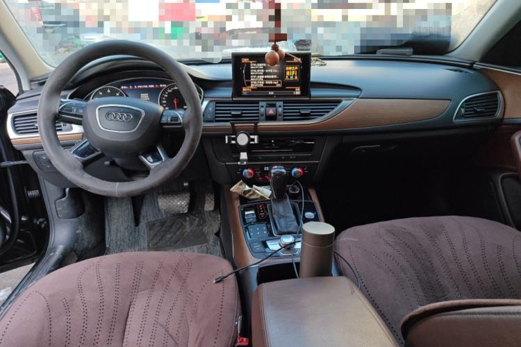 Used Audi A6L 2018 30 FSI Collector's Edition Center Console