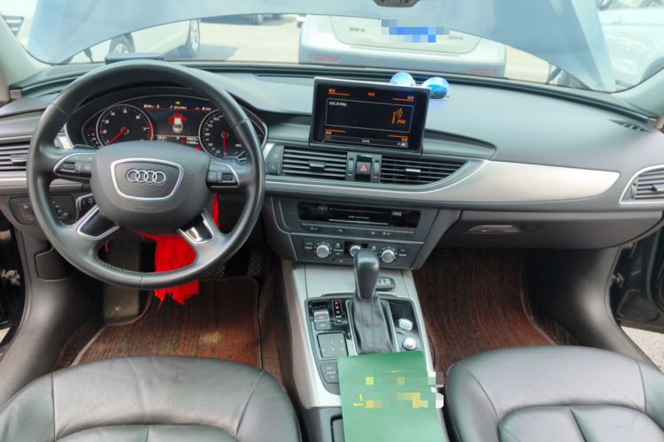 Used Audi A6L 2018 30th Anniversary Edition TFSI Trendy Model Center Console