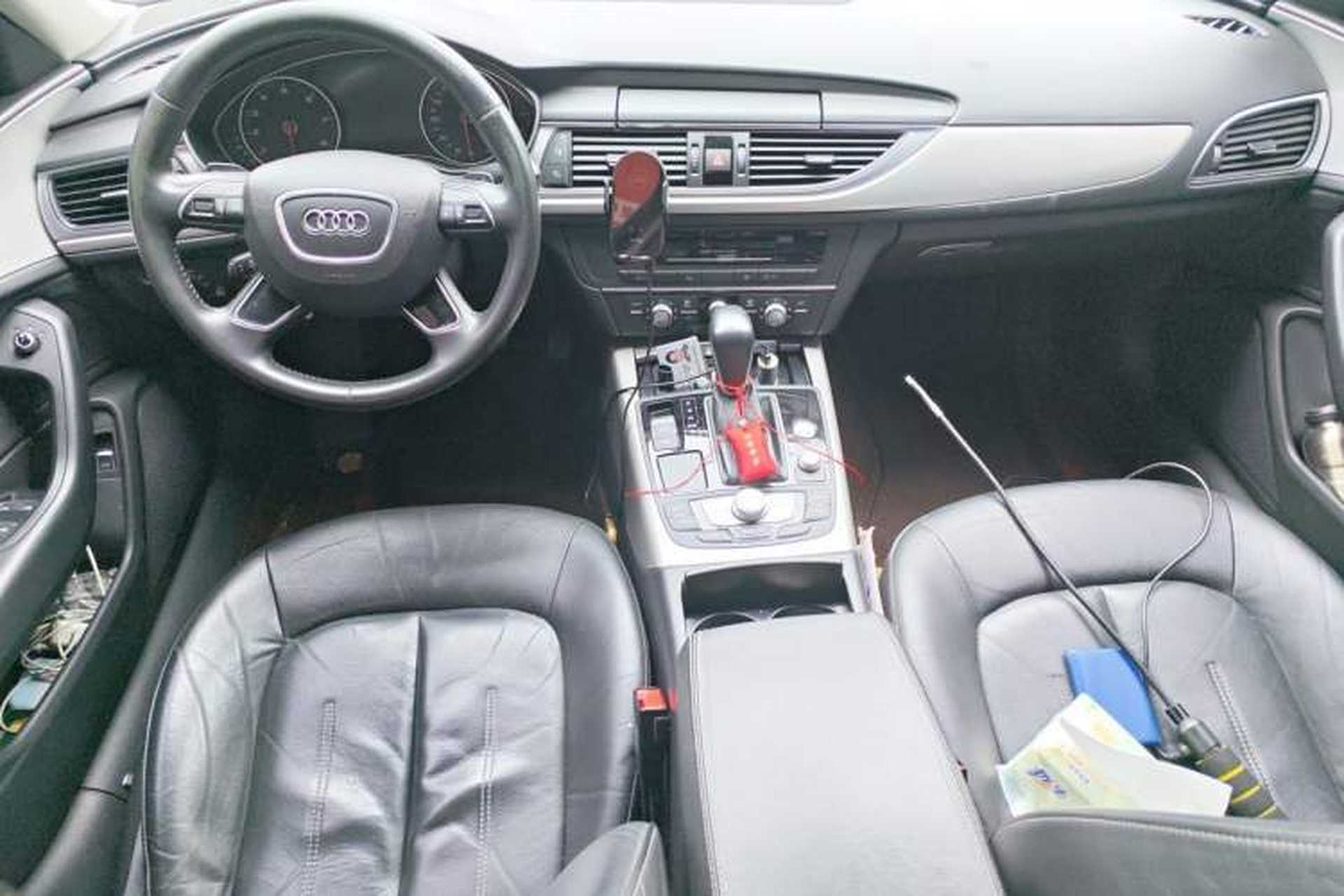 Used Audi A6L 2018 30th Anniversary Edition 35 TFSI Fashion Model Center Console