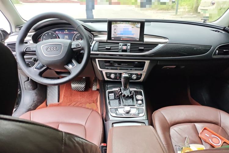Used Audi A6L 2018 30th Anniversary Edition TFSI Trendy Model Center Console