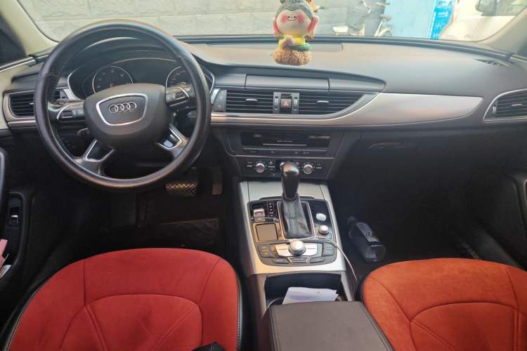 Used Audi A6L 2018 30th Anniversary Edition 35 TFSI Sport Edition Center Console