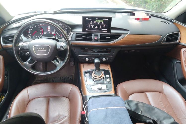 Used Audi A6L 2018 30th Anniversary Edition 30 FSI Style Model Center Console