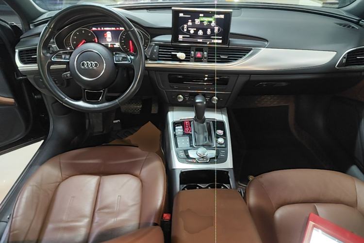 Used Audi A6L 2018 30th Anniversary Edition 35 TFSI Sport Edition Center Console