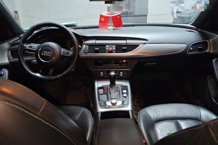 Used Audi A6L 2018 30th Anniversary Edition 35 TFSI Sport Edition Center Console