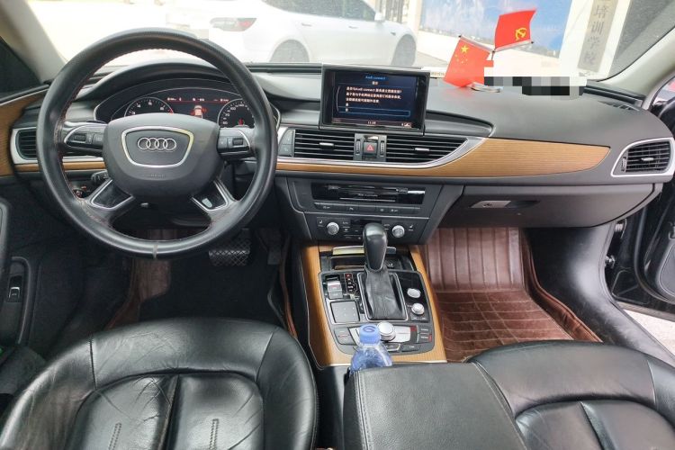 Used Audi A6L 2018 30th Anniversary Edition 30 FSI Style Model Center Console