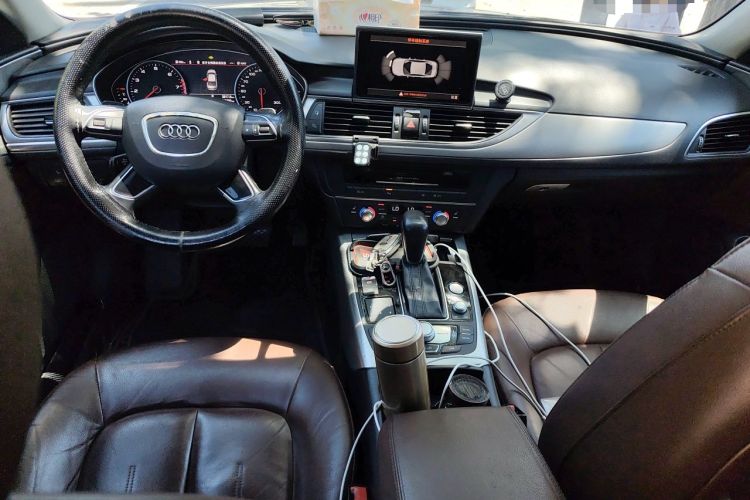 Used Audi A6L 2018 30th Anniversary Edition TFSI Trendy Model Center Console