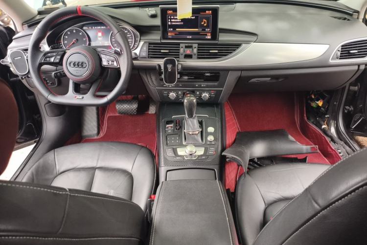 Used Audi A6L 2018 30th Anniversary Edition TFSI Trendy Model Center Console