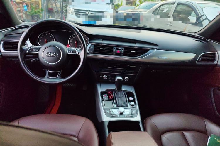 Used Audi A6L 2018 30th Anniversary Edition 45 TFSI quattro Luxury Model Center Console