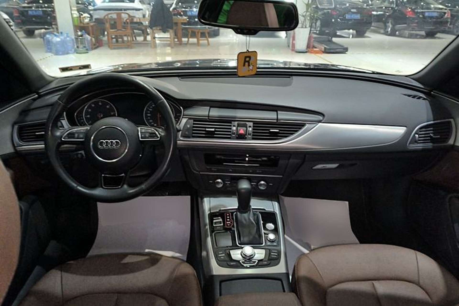 Used Audi A6L 2018 30th Anniversary Edition 35 TFSI Sport Edition Center Console