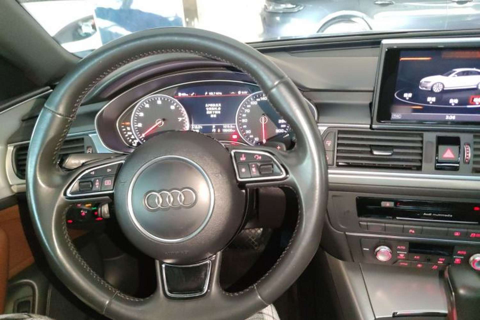Used Audi A6L 2018 30th Anniversary Edition 45 TFSI quattro Sport model Center Console