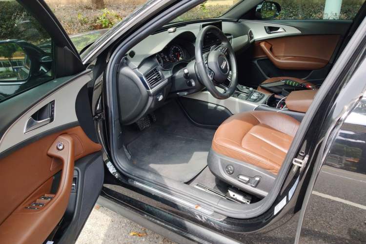 Used Audi A6L 2018 30th Anniversary Edition 35 TFSI Sport Edition Driver Seat