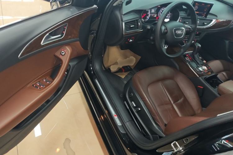 Used Audi A6L 2018 35 TFSI Collector's Edition Driver Seat