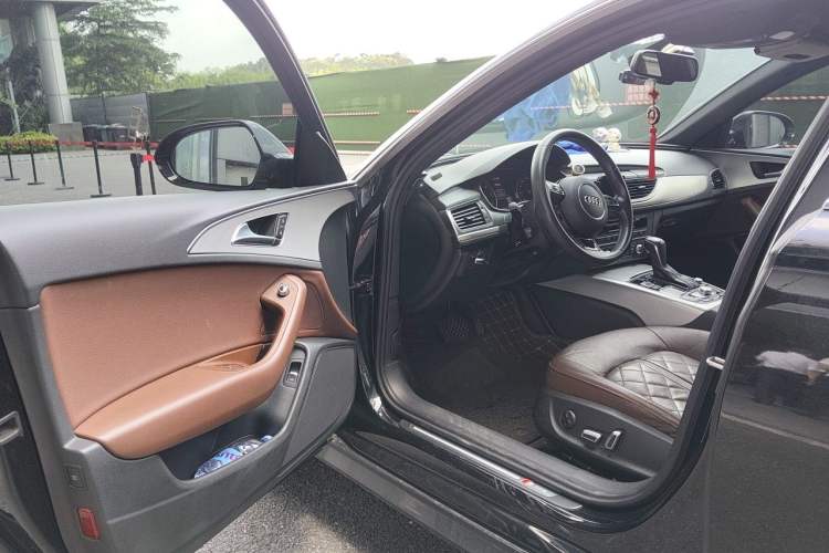 Used Audi A6L 2018 30th Anniversary Edition 35 TFSI Sport Edition Driver Seat