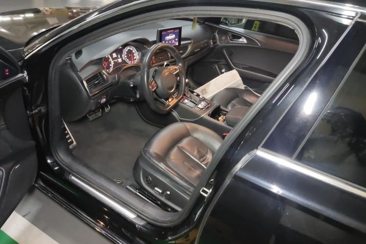Used Audi A6L 2018 30th Anniversary Edition 45 TFSI quattro Sport model Driver Seat