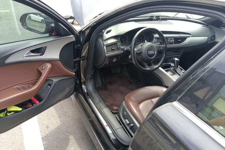 Used Audi A6L 2018 30th Anniversary Edition 45 TFSI quattro Sport model Driver Seat