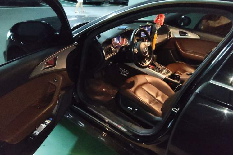 Used Audi A6L 2018 30th Anniversary Edition 35 TFSI Sport Edition Driver Seat