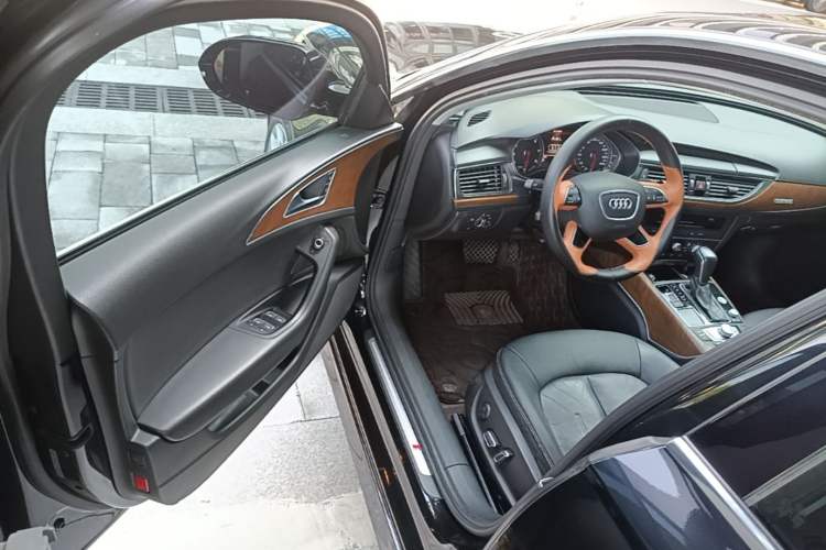 Used Audi A6L 2018 30th Anniversary Edition 35 TFSI Fashion Model Driver Seat