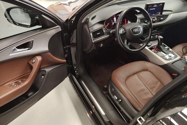 Used Audi A6L 2018 30th Anniversary Edition TFSI Trendy Model Driver Seat
