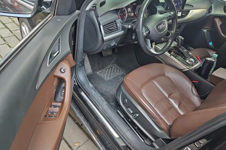 Used Audi A6L 2018 30th Anniversary Edition TFSI Trendy Model Driver Seat