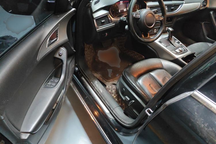 Used Audi A6L 2018 30th Anniversary Edition 35 TFSI Sport Edition Driver Seat