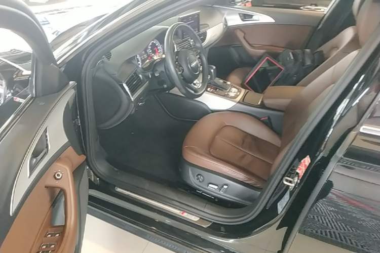 Used Audi A6L 2018 30th Anniversary Edition 45 TFSI quattro Sport model Driver Seat