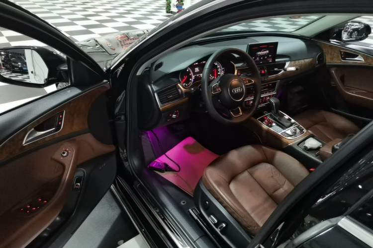 Used Audi A6L 2018 30th Anniversary Edition TFSI Trendy Model Driver Seat