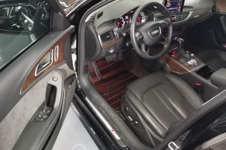 Used Audi A6L 2018 30th Anniversary Edition 45 TFSI quattro Luxury Model Driver Seat