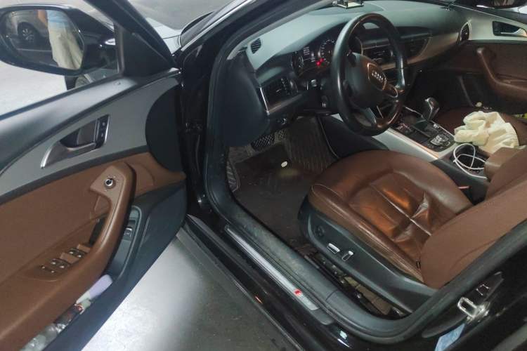 Used Audi A6L 2018 TFSI Collector's Edition Driver Seat