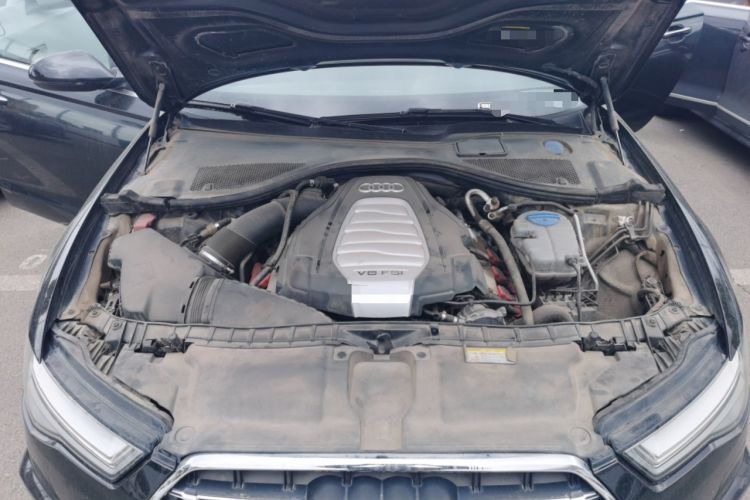 Used Audi A6L 2018 30th Anniversary Edition 30 FSI Style Model Engine Bay