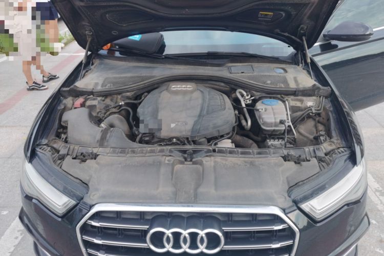 Used Audi A6L 2018 30th Anniversary Edition 35 TFSI Fashion Model Engine Bay