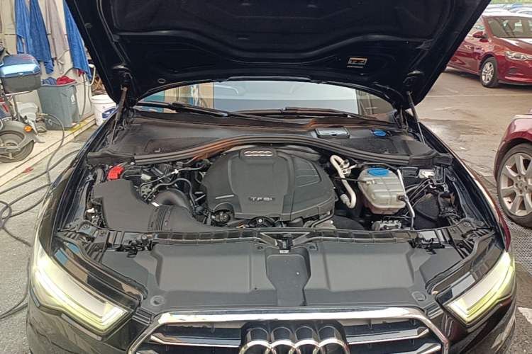 Used Audi A6L 2018 30th Anniversary Edition TFSI Trendy Model Engine Bay