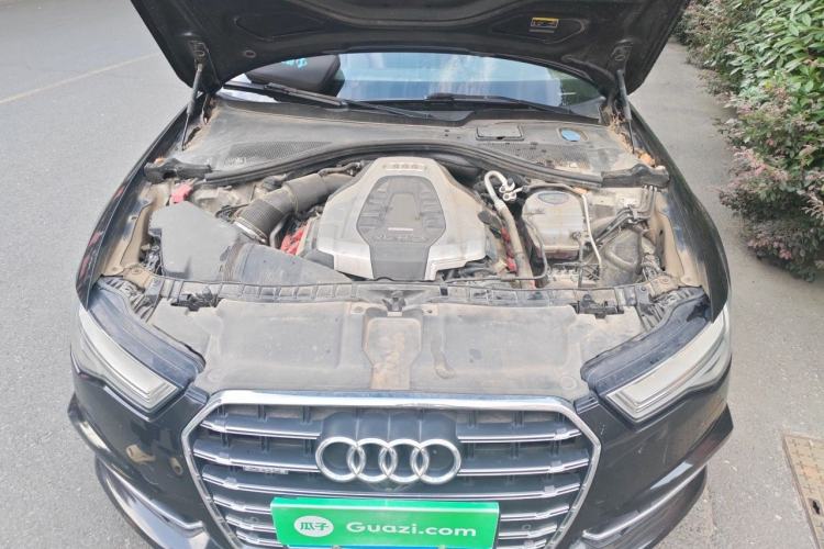 Used Audi A6L 2018 30th Anniversary Edition 45 TFSI quattro Sport model Engine Bay