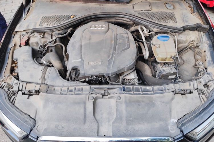 Used Audi A6L 2018 30th Anniversary Edition 35 TFSI Fashion Model Engine Bay