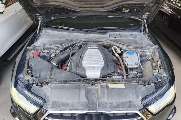 Used Audi A6L 2018 30th Anniversary Edition 30 FSI Style Model Engine Bay
