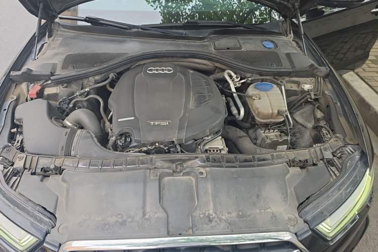 Used Audi A6L 2018 30th Anniversary Edition 35 TFSI Sport Edition Engine Bay