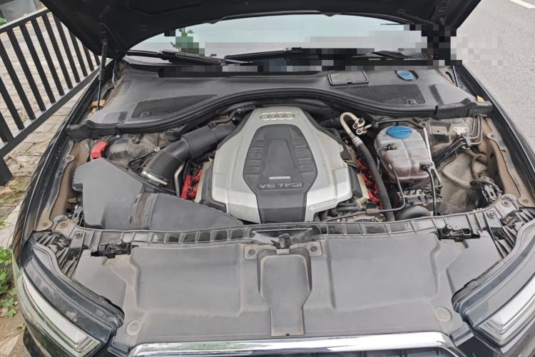 Used Audi A6L 2018 30th Anniversary Edition 45 TFSI quattro Sport model Engine Bay