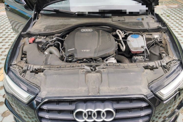 Used Audi A6L 2018 30th Anniversary Edition 35 TFSI Fashion Model Engine Bay