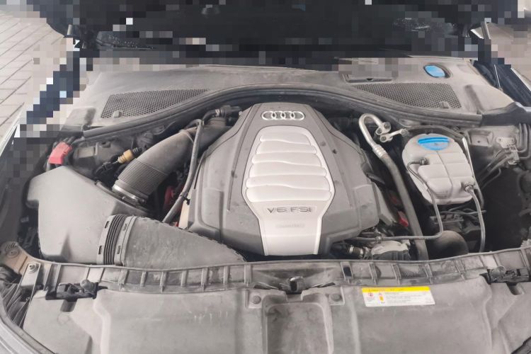Used Audi A6L 2018 30th Anniversary Edition 30 FSI Style Model Engine Bay