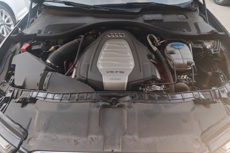Used Audi A6L 2018 30th Anniversary Edition 30 FSI Style Model Engine Bay