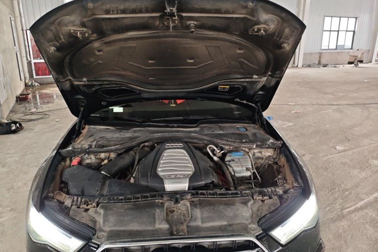 Used Audi A6L 2018 30th Anniversary Edition 30 FSI Style Model Engine Bay