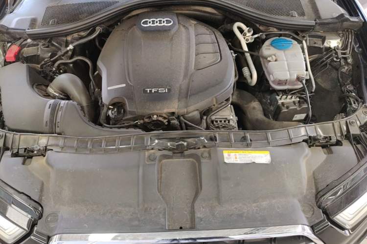 Used Audi A6L 2018 30th Anniversary Edition 35 TFSI Fashion Model Engine Bay