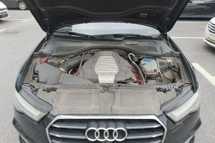 Used Audi A6L 2018 30th Anniversary Edition 30 FSI Style Model Engine Bay